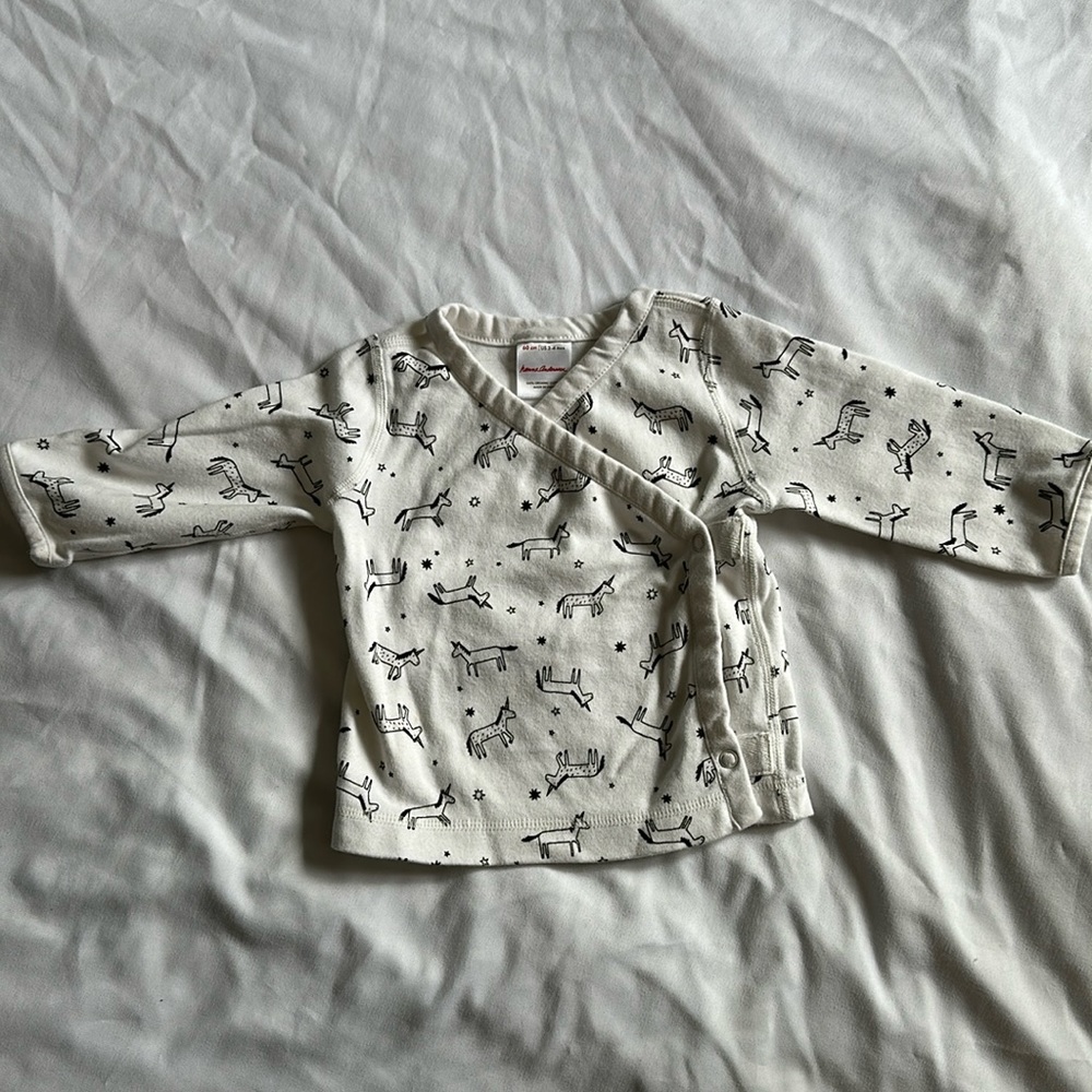 Hanna Andersson Unicorn Organic Wrap Top